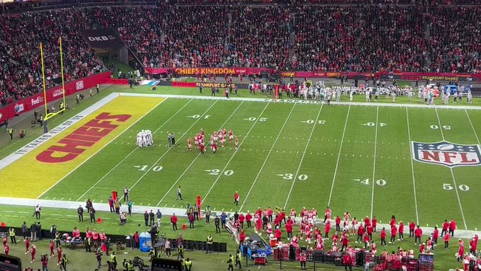 Frankfurt crowd sings ‘Take Me Home, Country Roads’ in Miami Dolphins vs Kansas City Chiefs| Watch Video