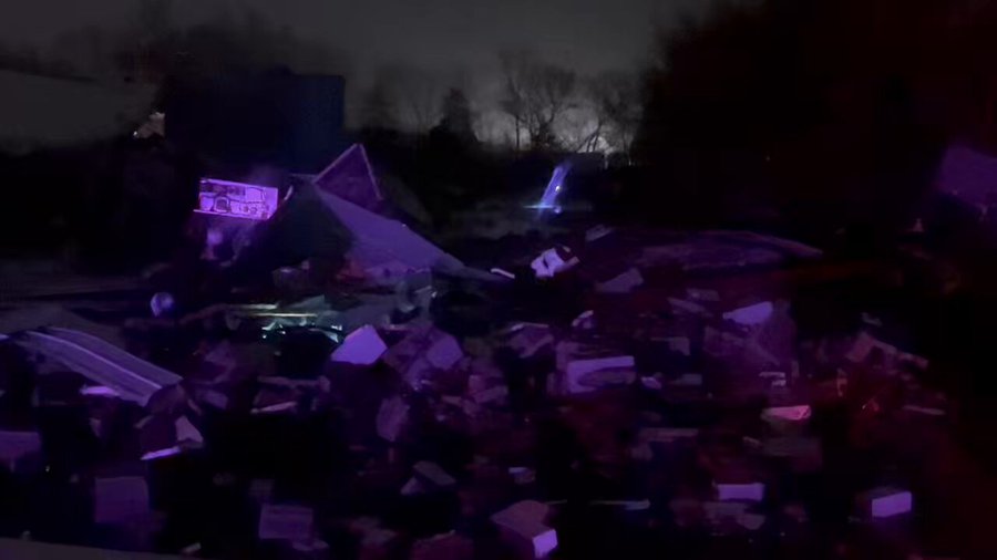 Big Play Entertainment Center off Gallatin Pike in Hendersonville damaged amid tornado| Watch Video