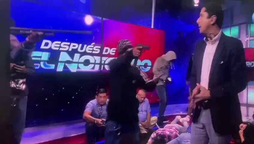 Criminals break into TC Television and kidnap everyone live and direct in Guayaquil, Ecuador| Watch Video