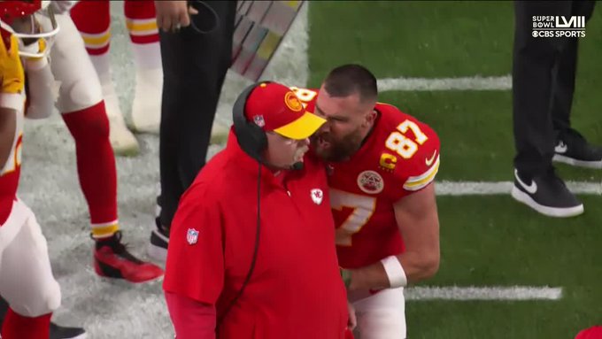 Travis Kelce pushes Andy Reid after being on bench in Isiah Pacheco’s fumble| Watch Video
