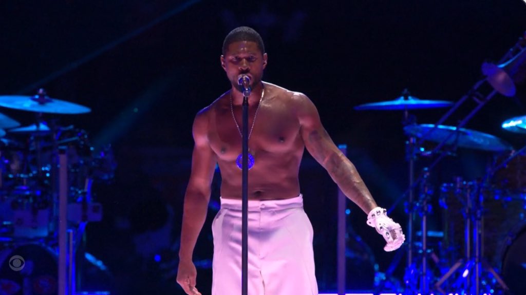 Usher performs ‘Love in this Club’ and ‘Confessions, Pt. 2’ at Super Bowl Halftime Show| Watch Videos